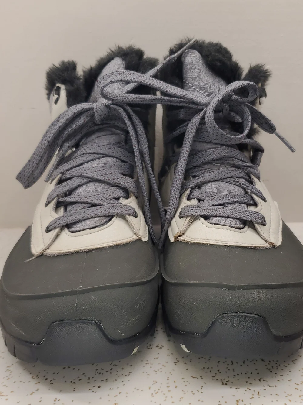 Merrell Boots Aurora 6 Women's Size 8.5 White Black Artic Grip Snow Boots